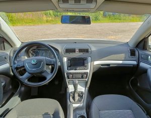 interiér Škoda Octavia II kombi 1,6 TDI